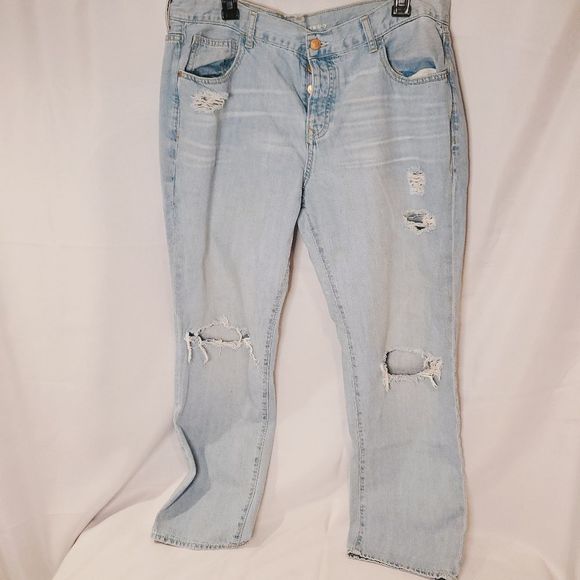 Old Navy Denim - Old Navy Lightwash Boyfriend Jean Size 14